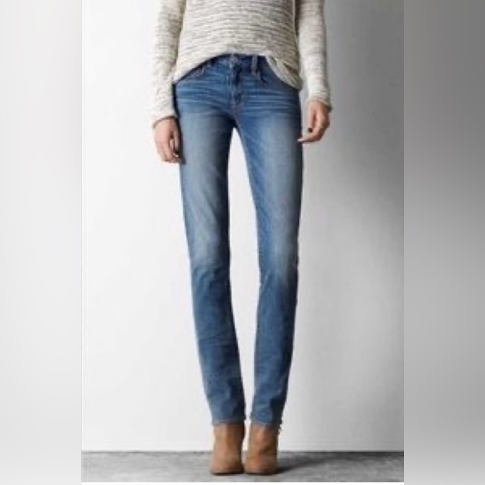 Women’s American Eagle straight super stretch Jeans